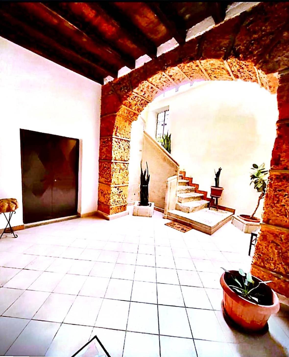 Palazzo Barone Muzio Apartment ปาแลร์โม ภายนอก รูปภาพ