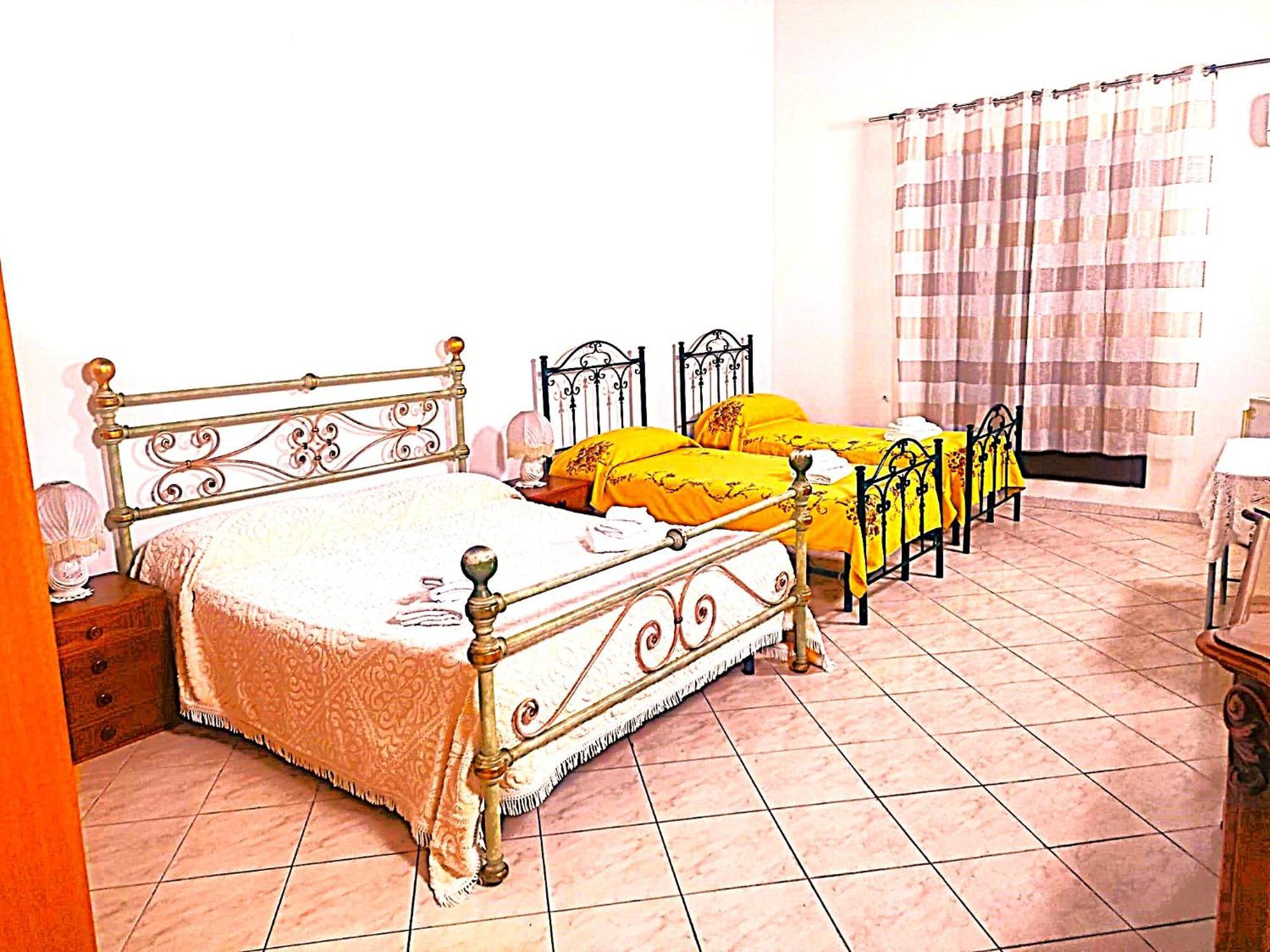 Palazzo Barone Muzio Apartment ปาแลร์โม ภายนอก รูปภาพ
